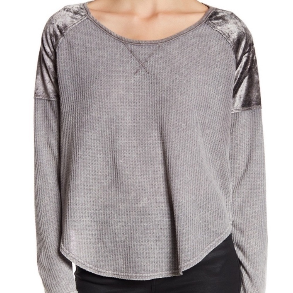Lucky Brand Waffle Top with Velvet Shoulders EUC